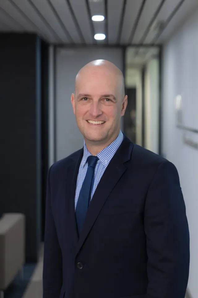 Ben Schefe, Non-Principal Director | Litigation Team Leader